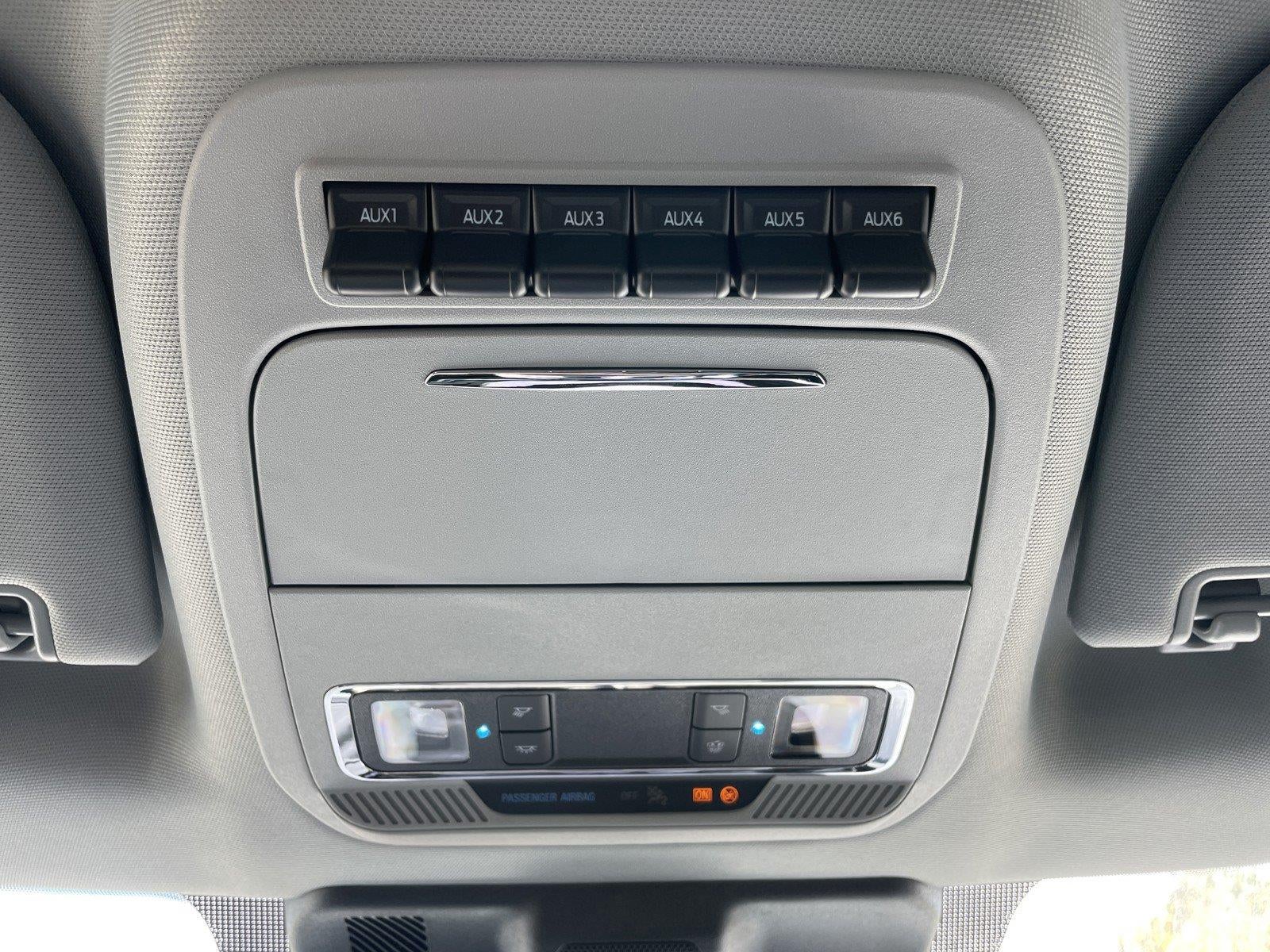 2027 Ford Super Duty F-250 SRW LARIAT