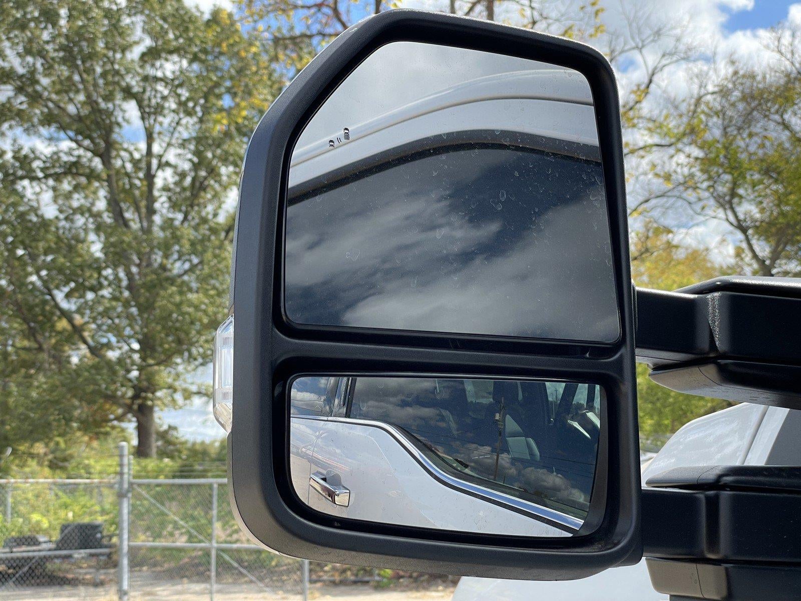 2027 Ford Super Duty F-250 SRW LARIAT