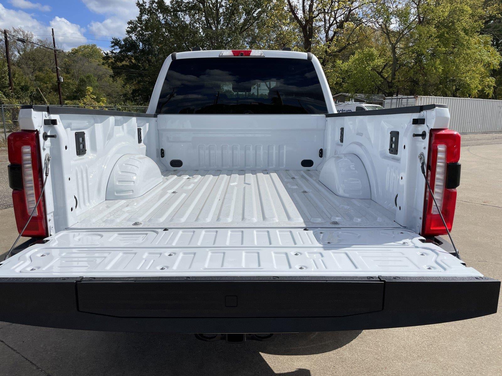 2027 Ford Super Duty F-250 SRW LARIAT
