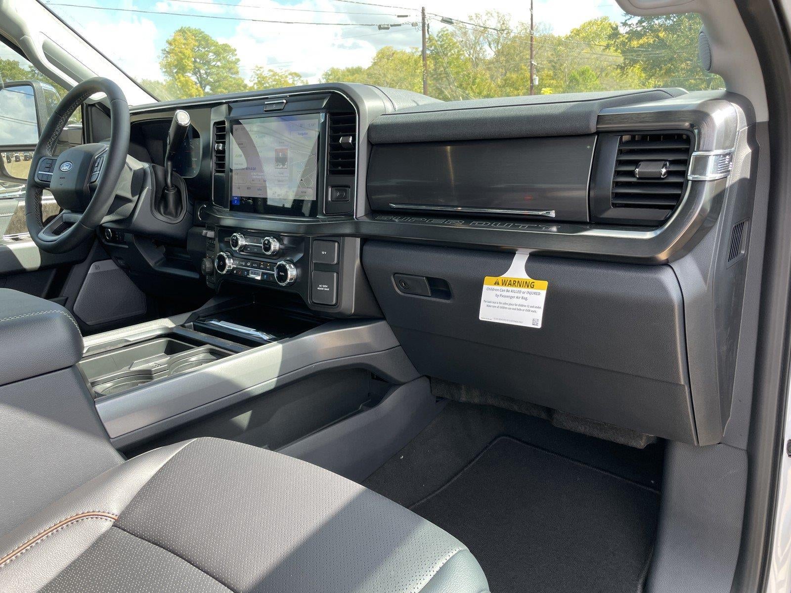 2027 Ford Super Duty F-250 SRW LARIAT