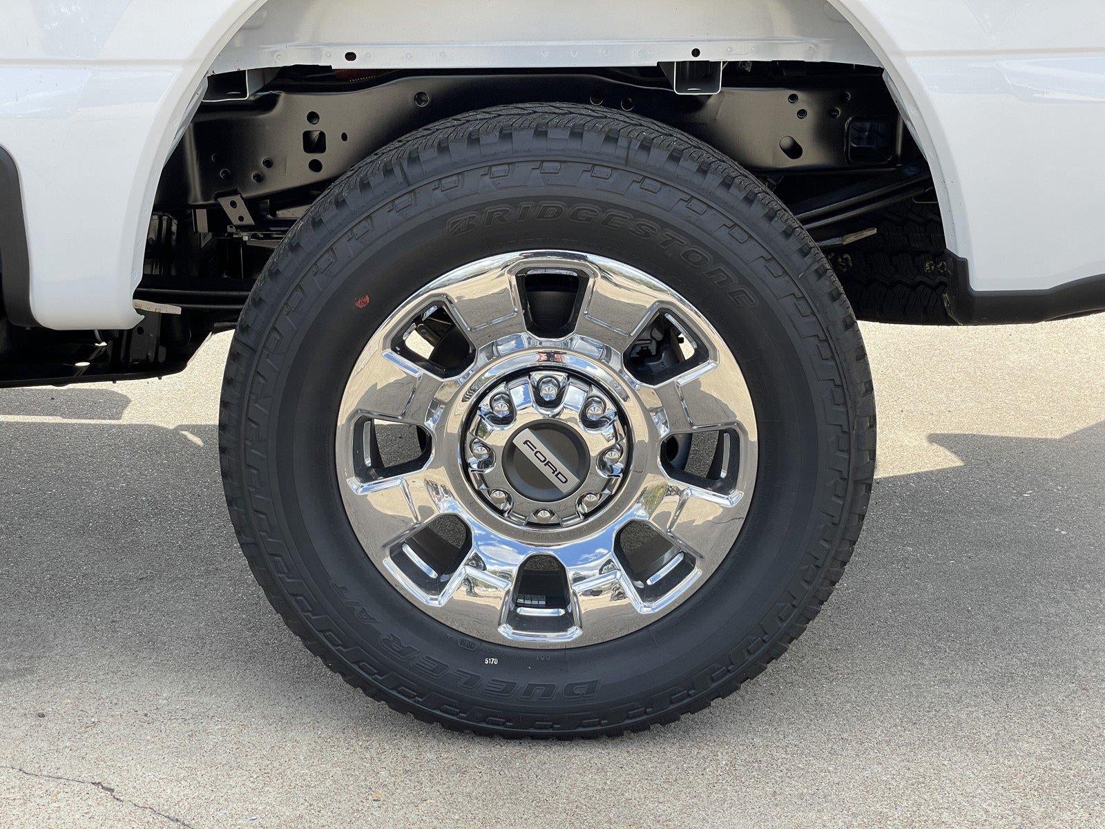 2027 Ford Super Duty F-250 SRW LARIAT