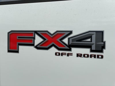2027 Ford Super Duty F-250 SRW LARIAT