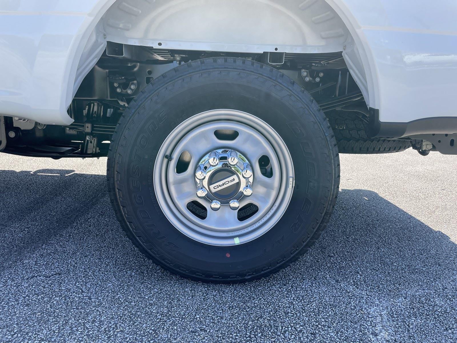 2026 Ford Super Duty F-350 SRW XL