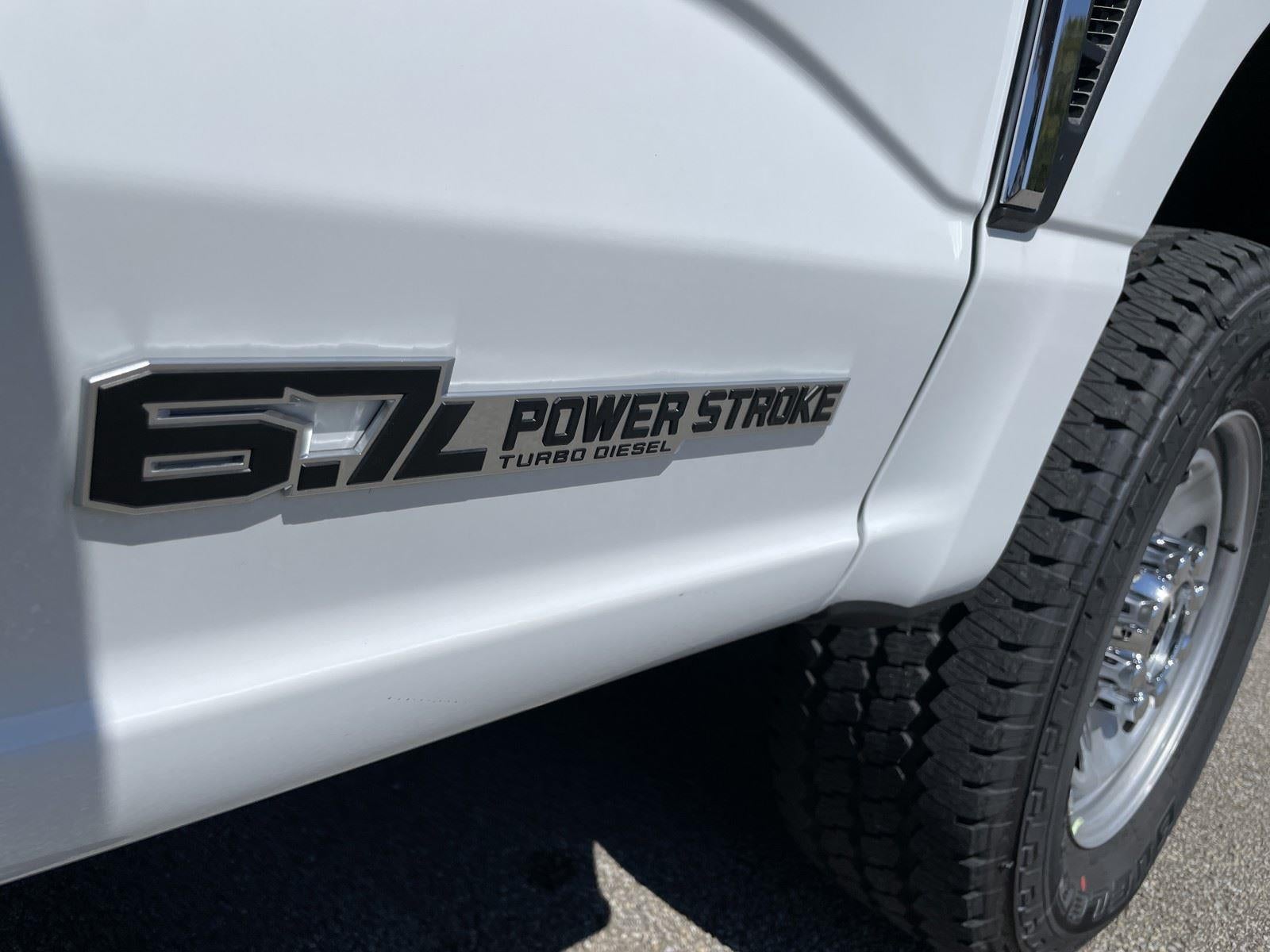 2026 Ford Super Duty F-350 SRW XL