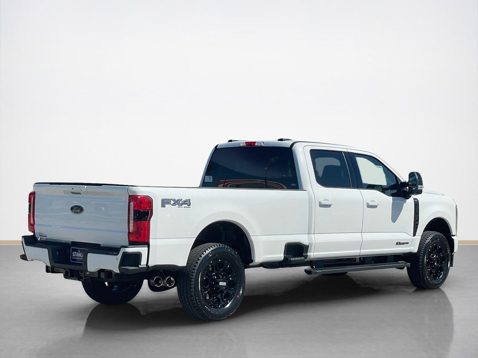 2026 Ford Super Duty F-350 SRW LARIAT