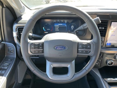 2027 Ford Super Duty F-350 DRW LARIAT