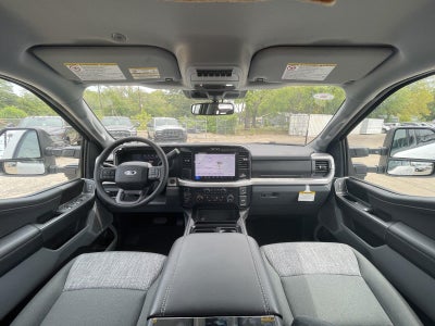 2026 Ford Super Duty F-350 Drw XLT