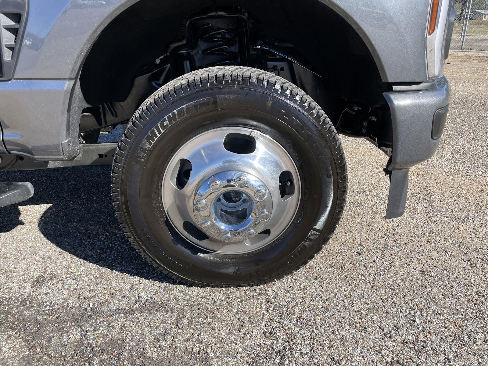 2026 Ford Super Duty F-350 DRW XL