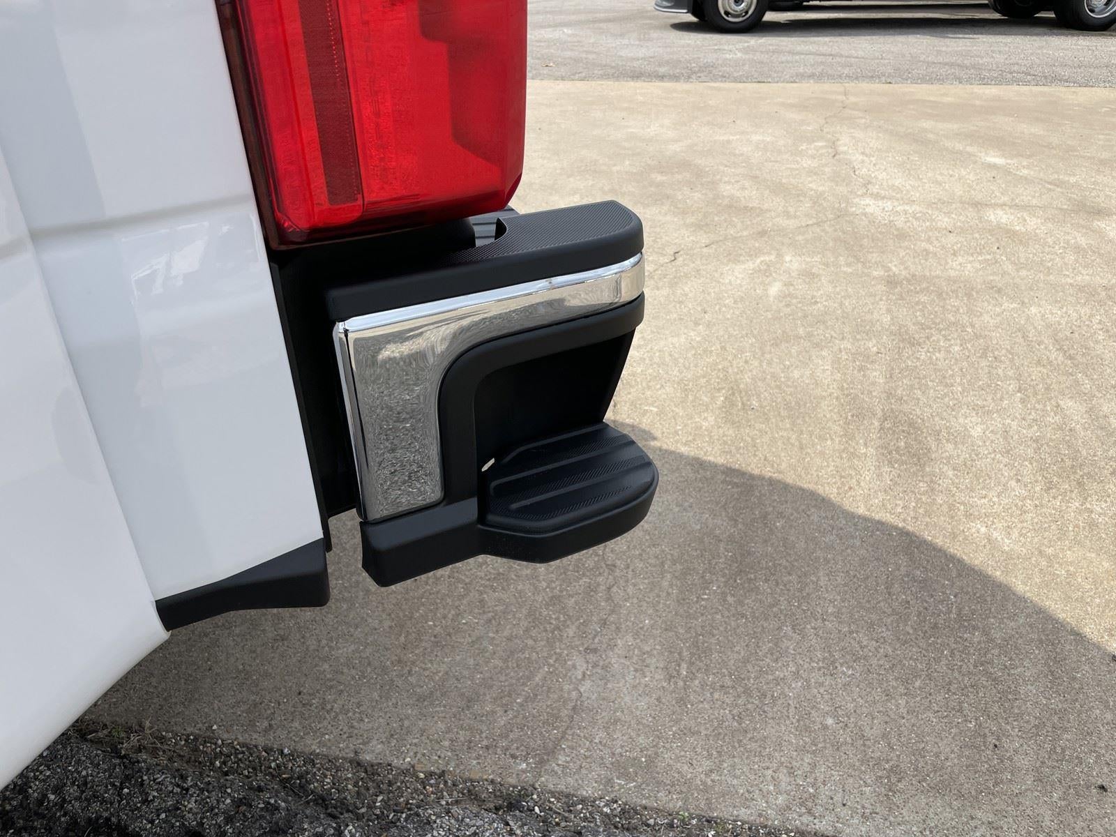 2026 Ford Super Duty F-350 DRW XLT