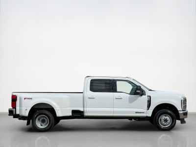 2026 Ford Super Duty F-350 DRW XLT