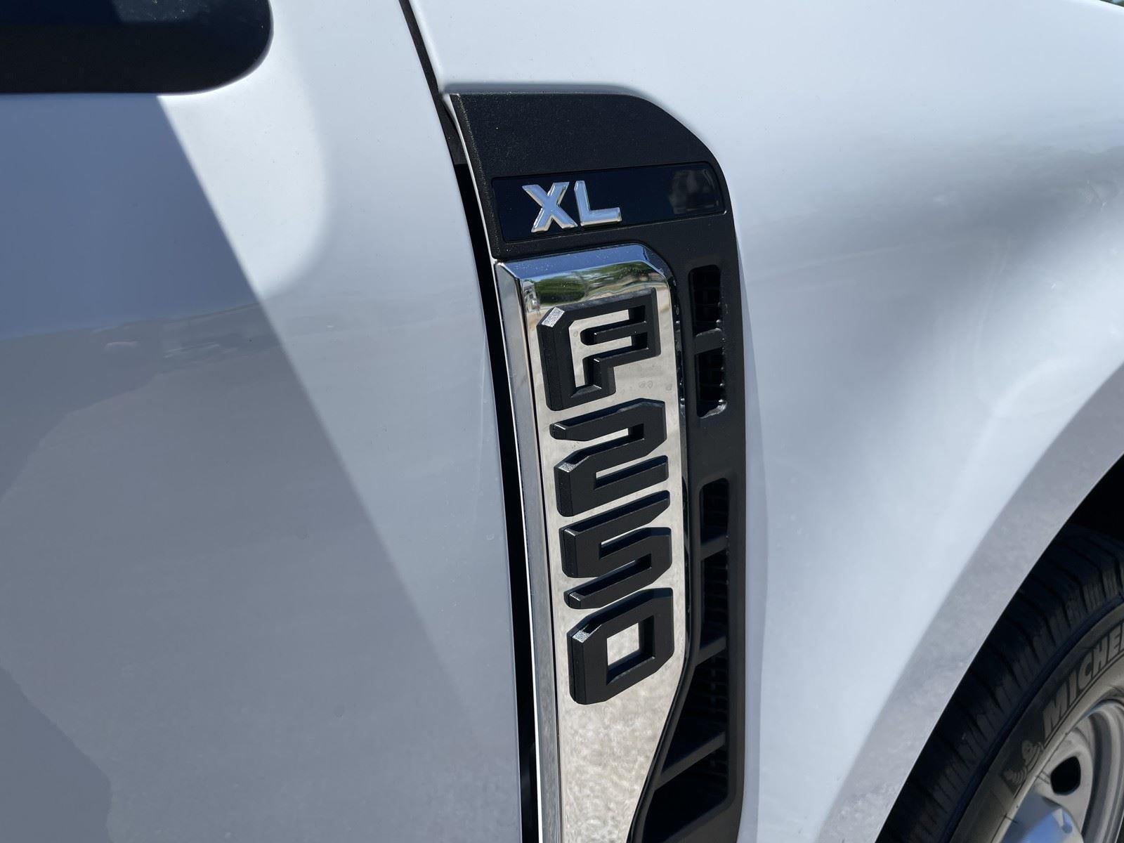 2025 Ford F-250 Super Duty XL - Photo 49