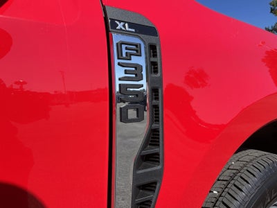 2026 Ford Super Duty F-350 SRW XL