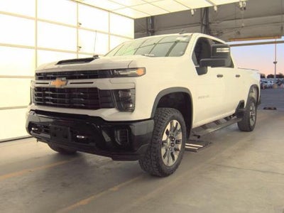 2024 Chevrolet Silverado 2500HD Custom