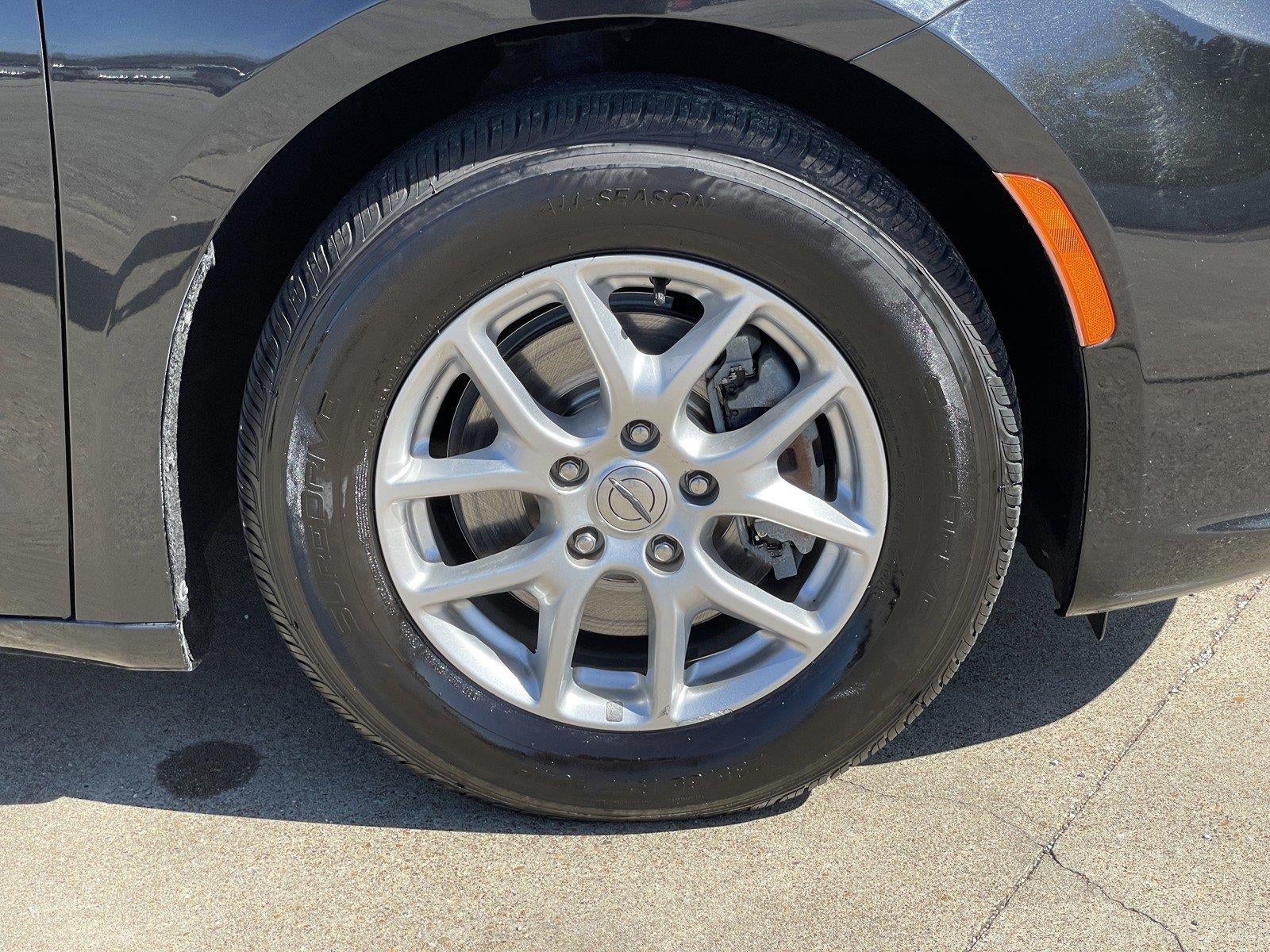 2022 Chrysler Pacifica Touring L