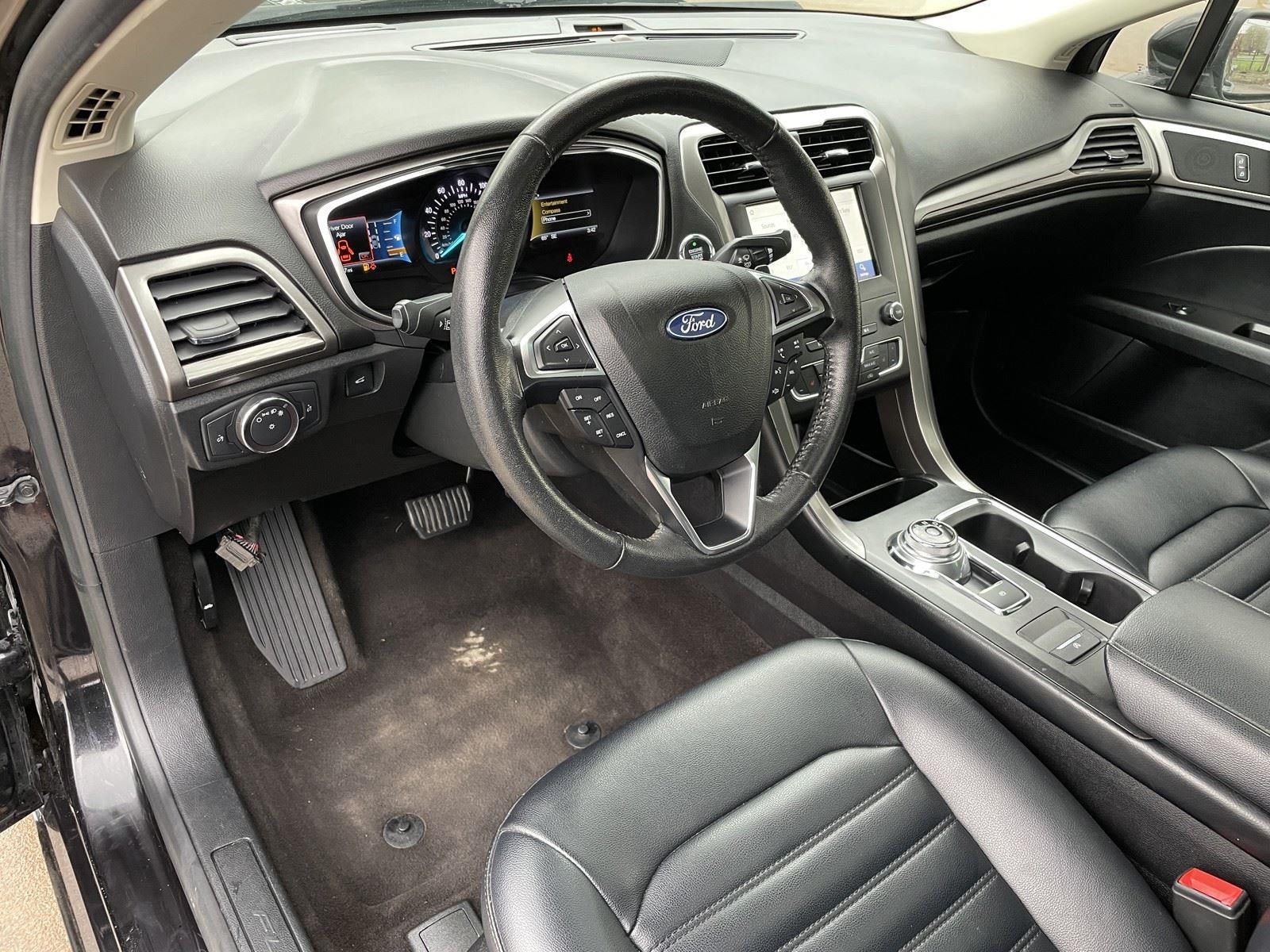 2019 Ford Fusion SEL
