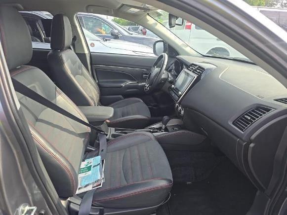 2025 Mitsubishi Outlander Sport SE