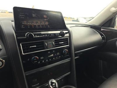 2024 INFINITI QX80 LUXE