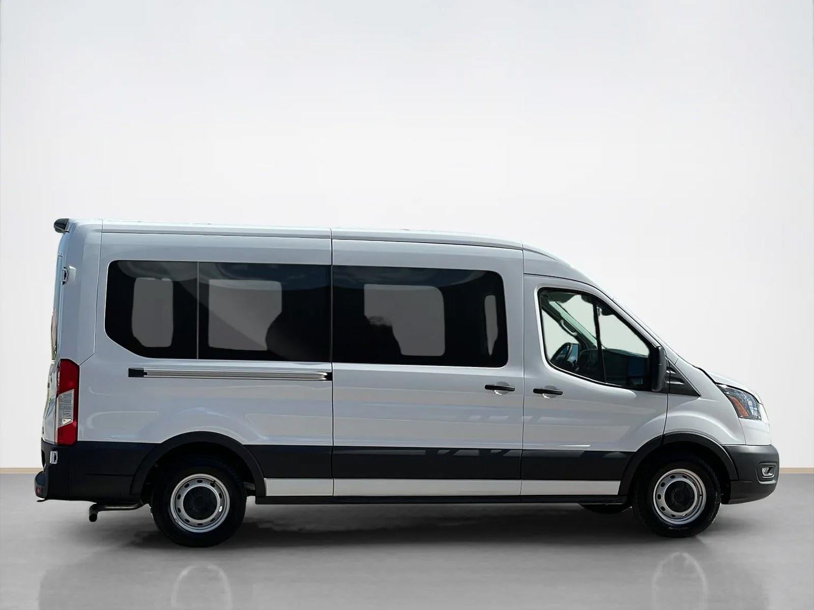 2025 Ford Transit Passenger Wagon XL