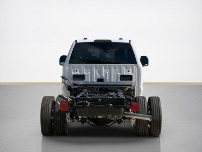 2027 Ford Super Duty F-450 DRW LARIAT