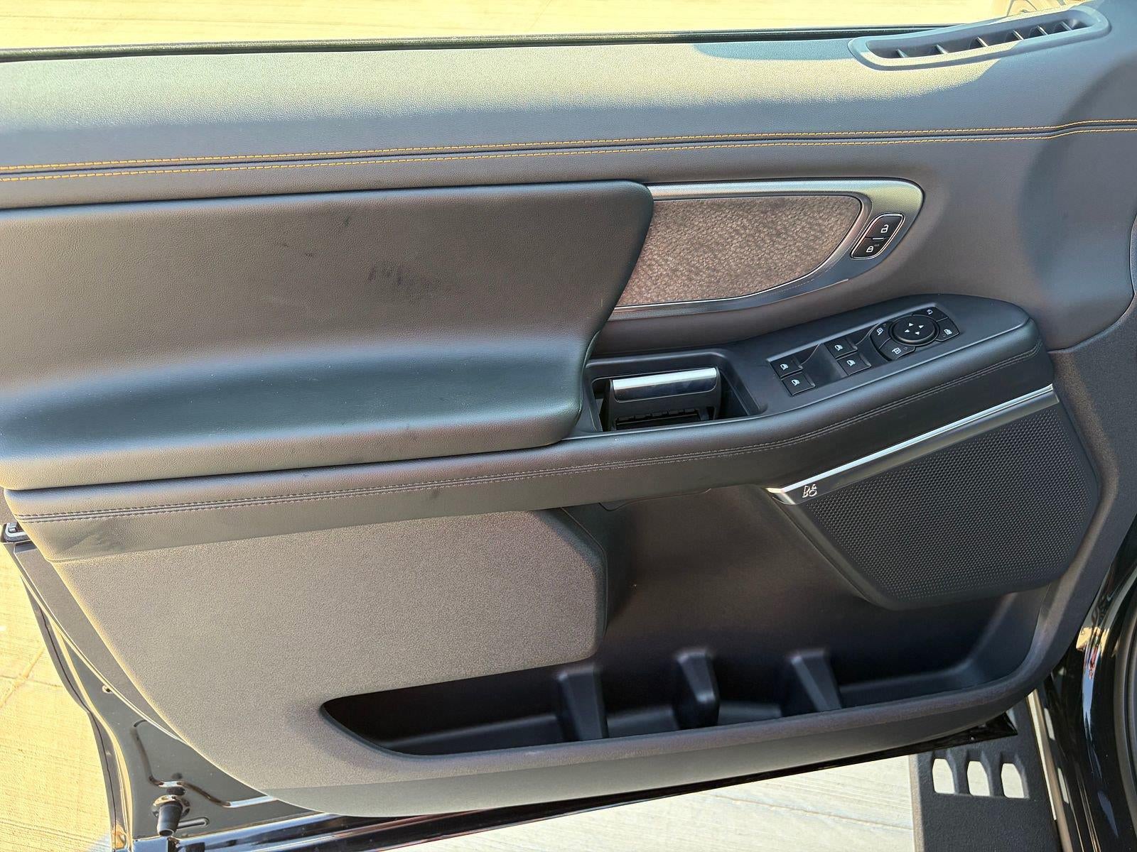 2027 Ford Expedition Tremor