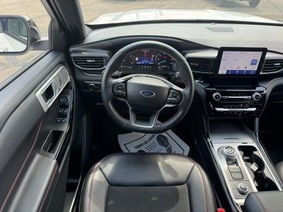 2024 Ford Explorer ST-Line