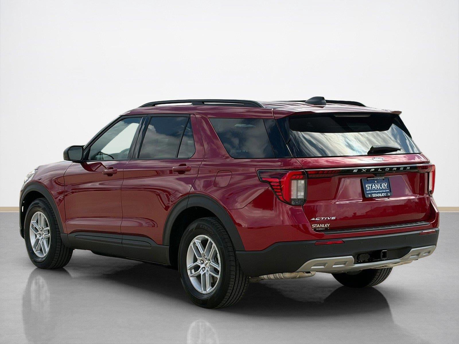 2027 Ford Explorer Active w/200A Pkg