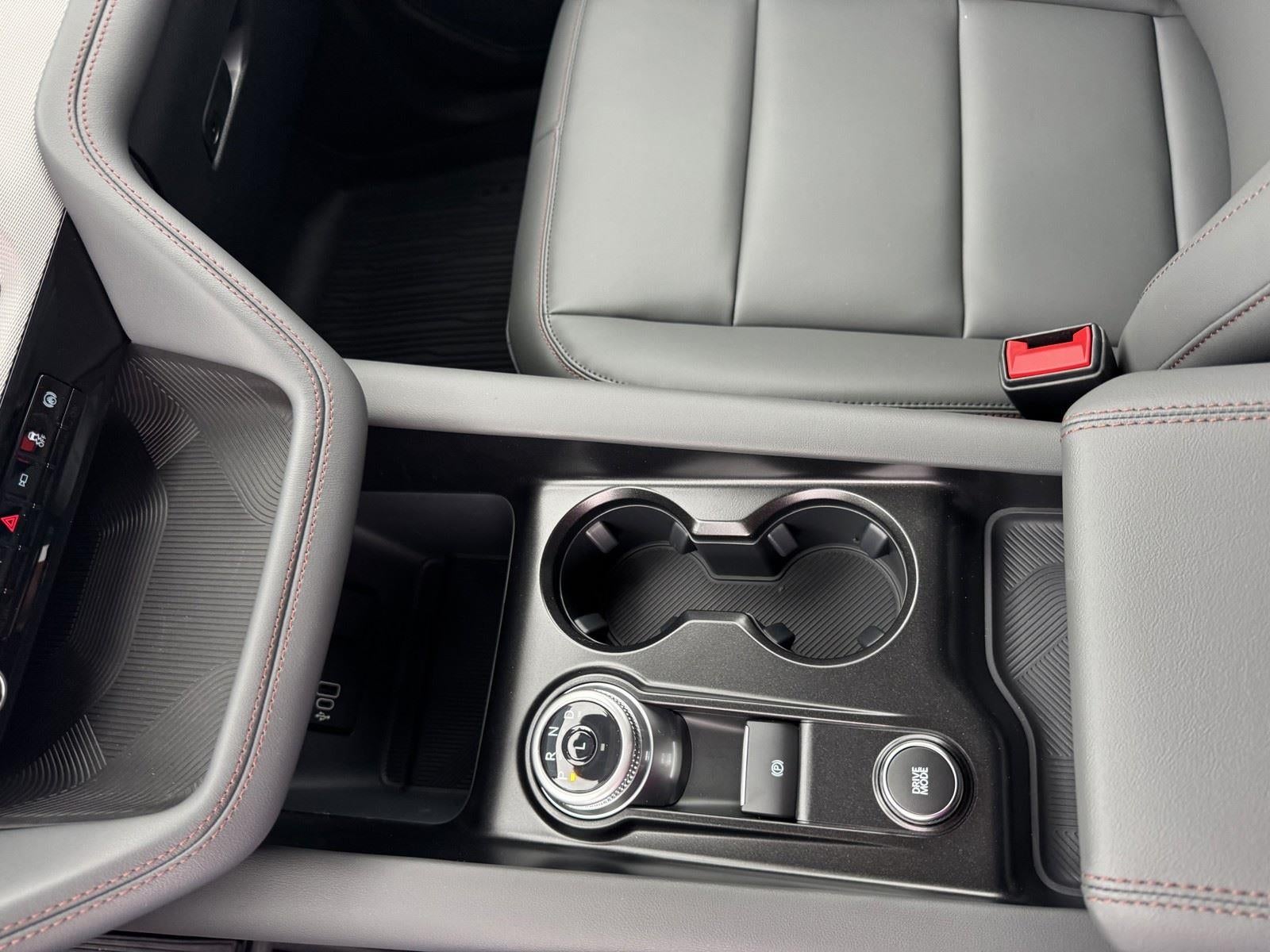 2026 Ford Explorer Active w/100A Pkg