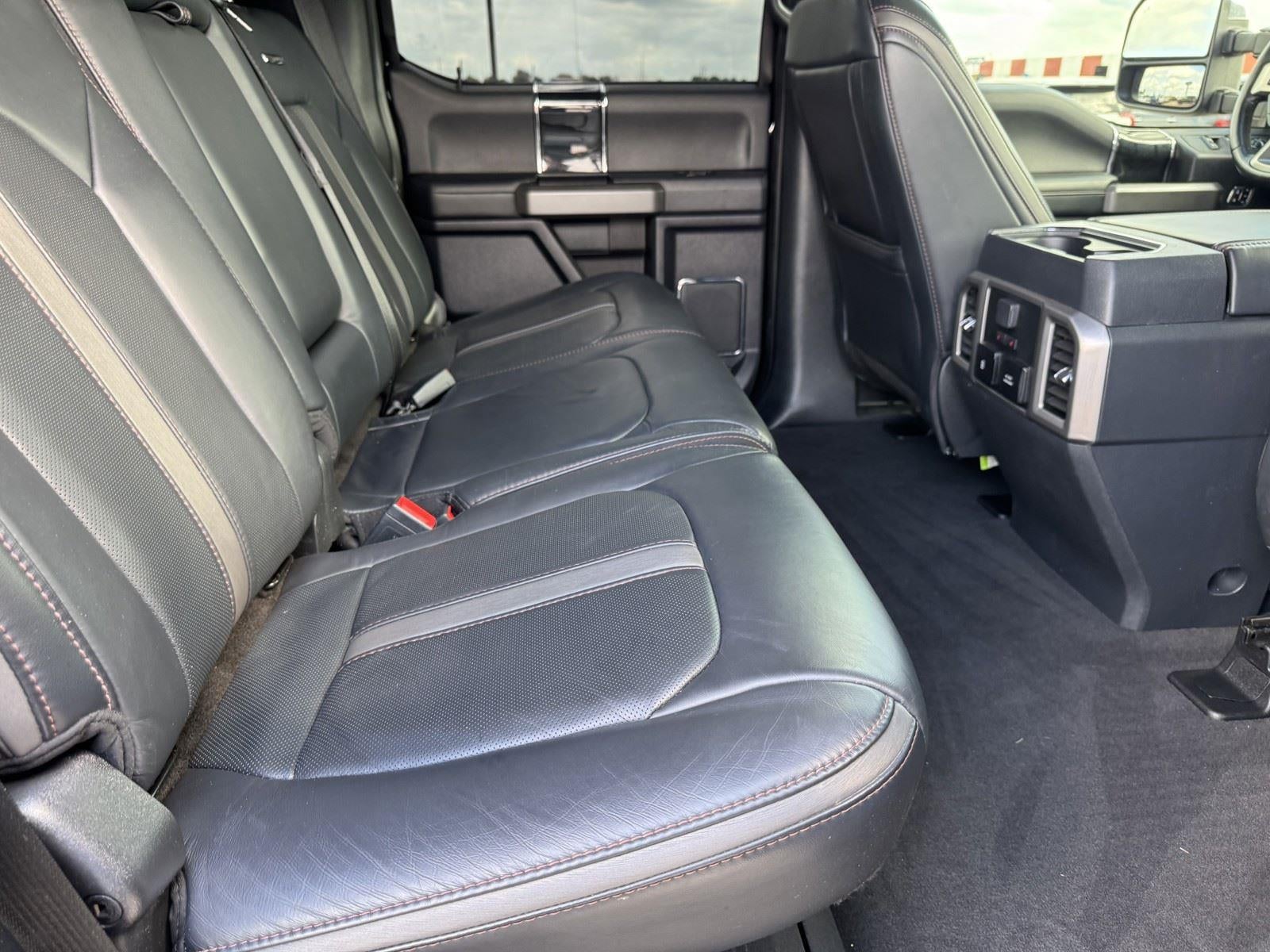2022 Ford Super Duty F-250 SRW Platinum