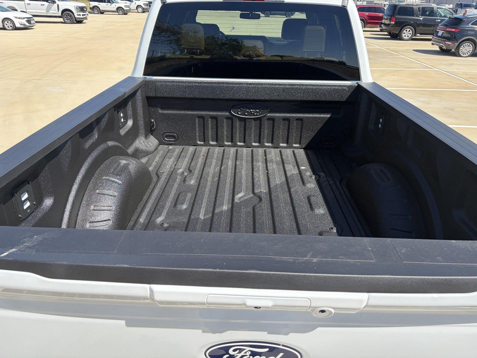 2027 Ford Super Duty F-250 SRW LARIAT