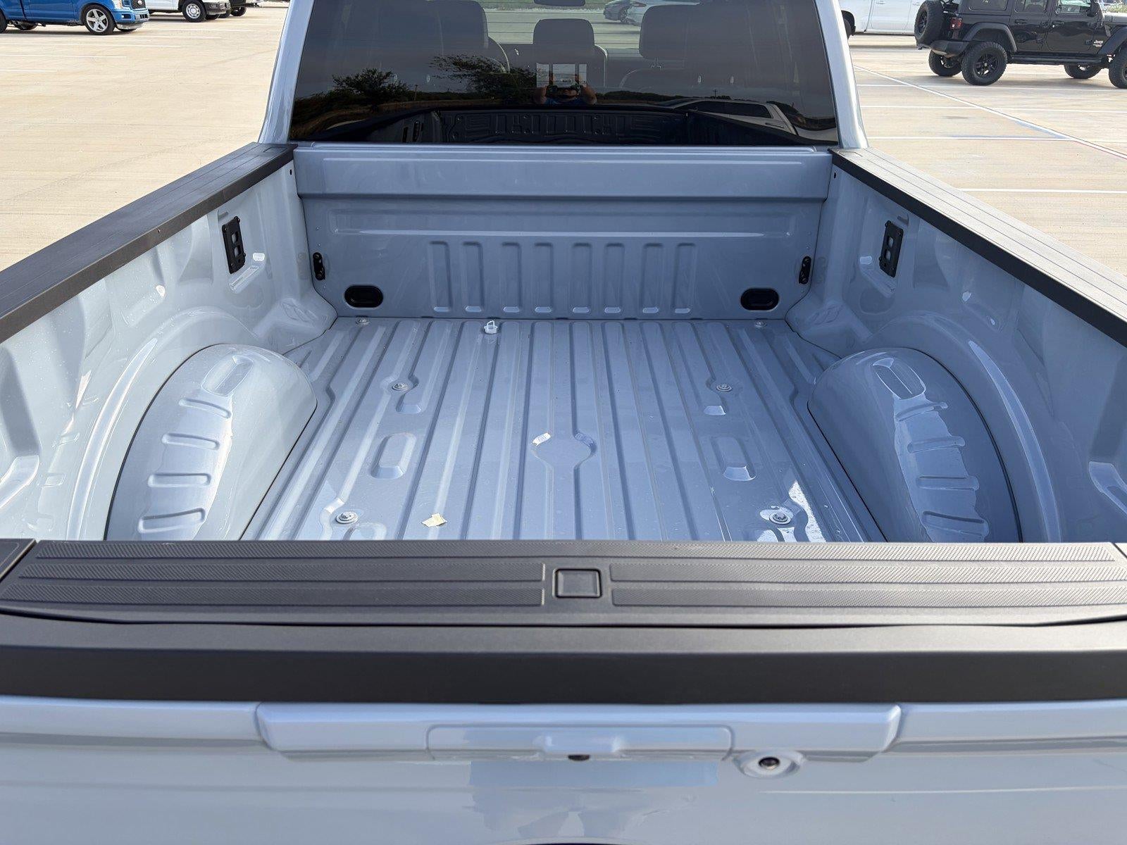 2027 Ford Super Duty F-250 SRW LARIAT