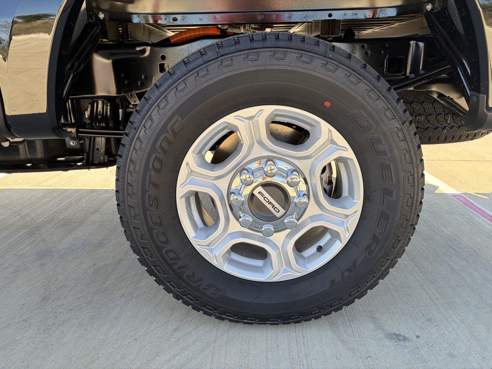 2027 Ford Super Duty F-250 SRW XLT