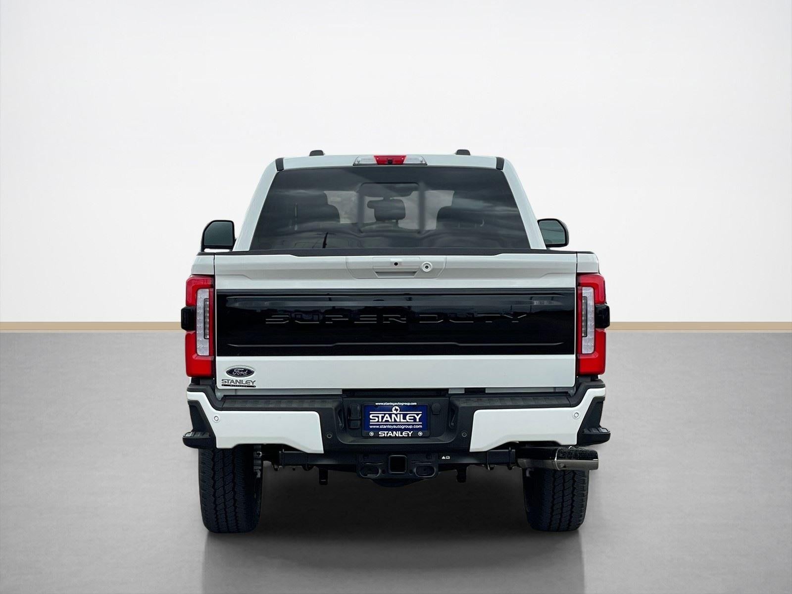 2026 Ford Super Duty F-250 SRW Platinum