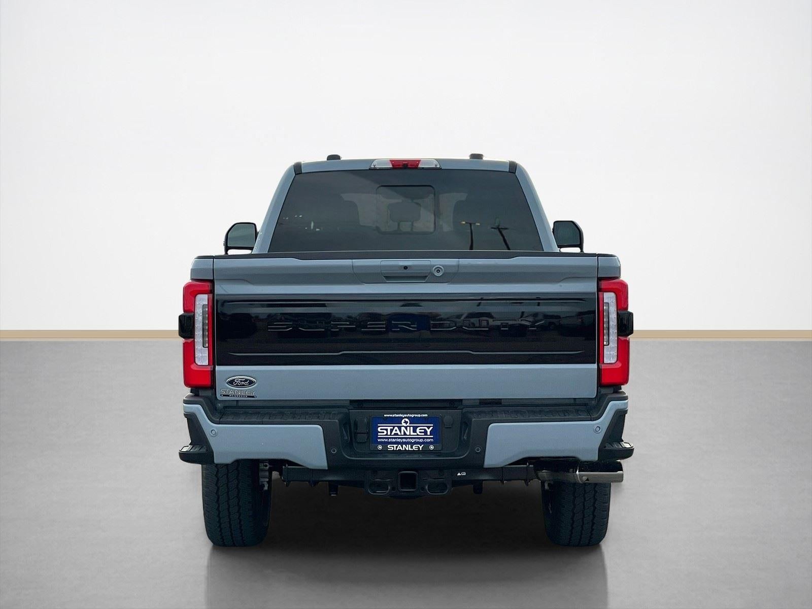 2026 Ford Super Duty F-250 SRW Platinum