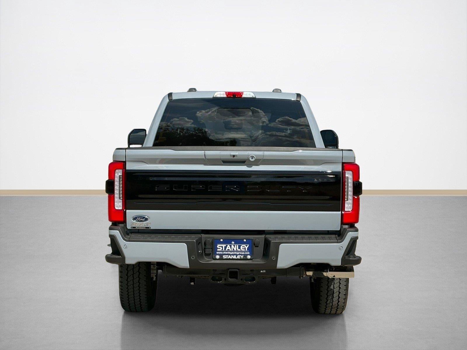 2026 Ford Super Duty F-250 SRW Platinum