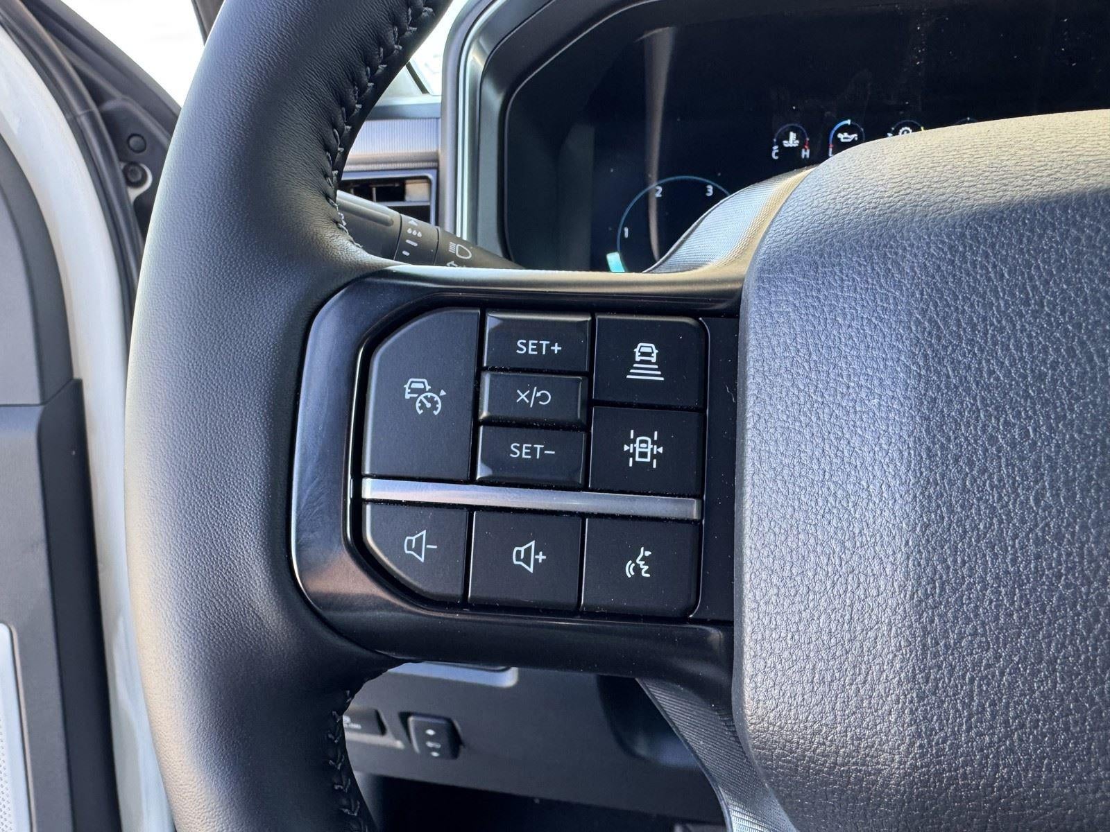 2026 Ford Super Duty F-350 SRW Platinum