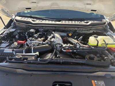 2027 Ford Super Duty F-350 SRW LARIAT