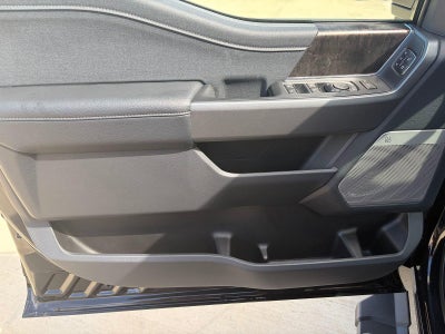 2027 Ford Super Duty F-350 SRW LARIAT
