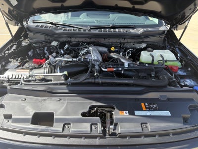 2027 Ford Super Duty F-350 SRW LARIAT
