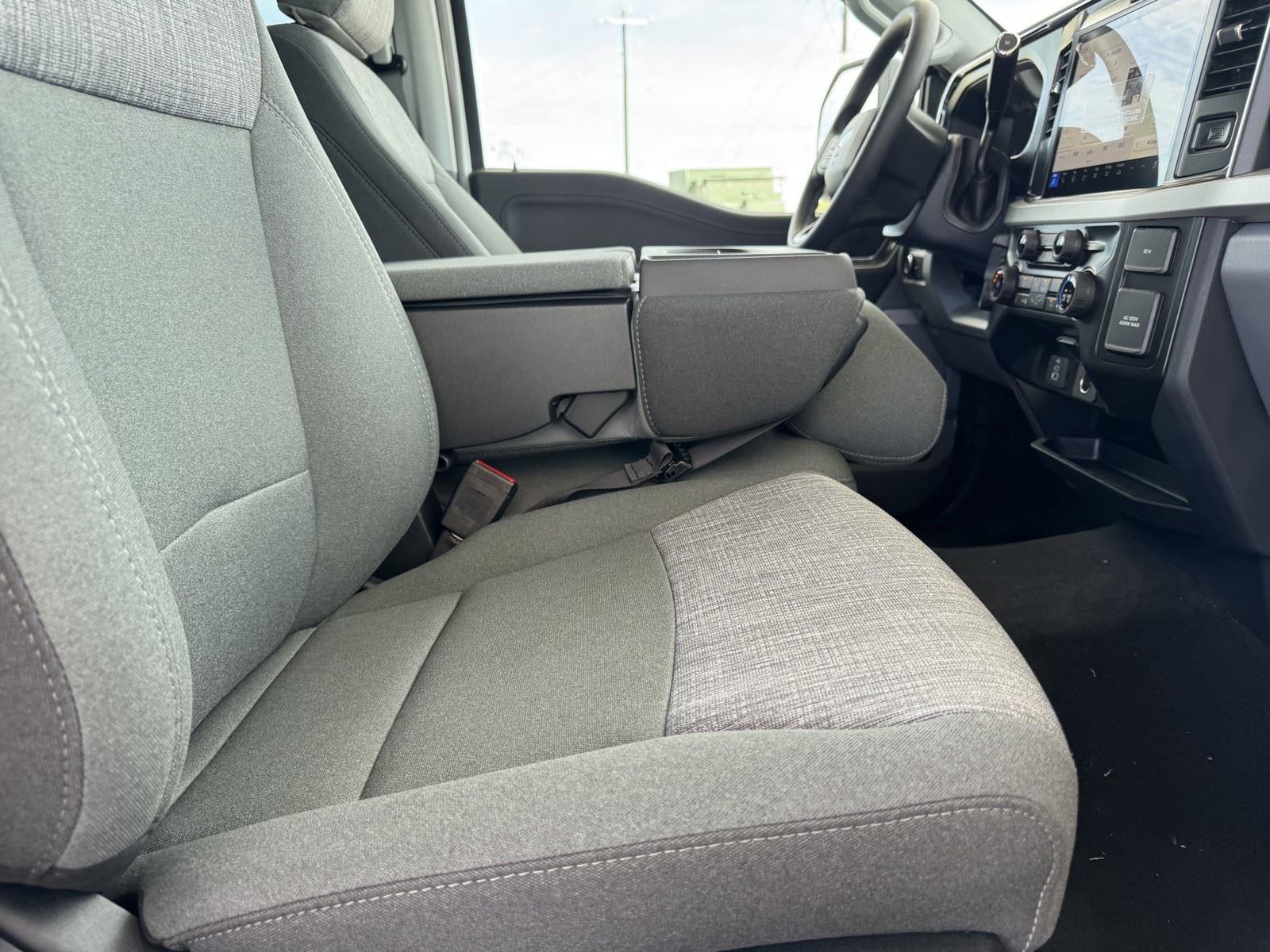 2026 Ford Super Duty F-350 SRW XLT