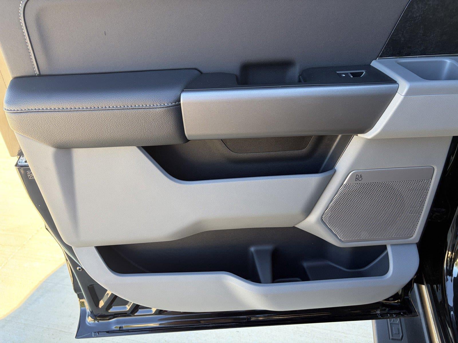 2026 Ford Super Duty F-350 DRW XLT