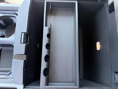 2027 Ford Super Duty F-350 DRW XLT