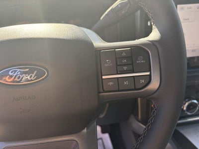 2027 Ford Super Duty F-350 DRW LARIAT