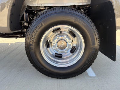 2027 Ford Super Duty F-350 DRW King Ranch