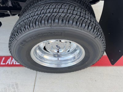 2026 Ford Super Duty F-350 DRW XL