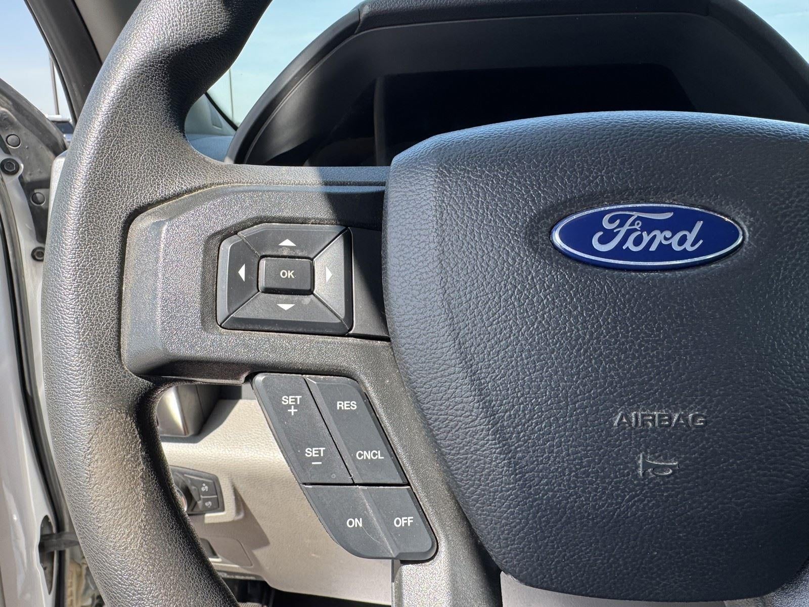 2022 Ford Super Duty F-350 DRW XLT
