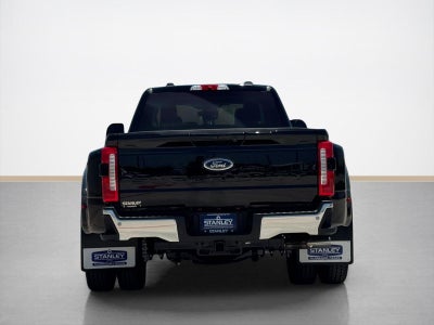2026 Ford Super Duty F-350 DRW LARIAT