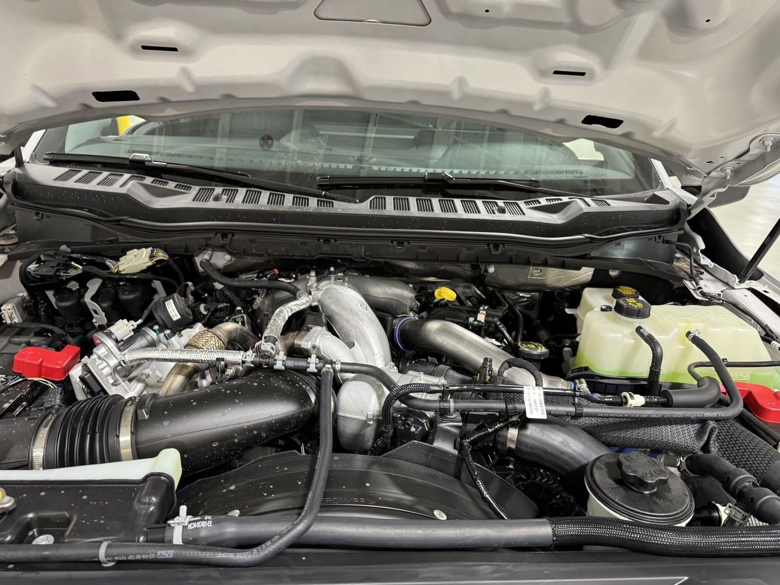 2026 Ford Super Duty F-350 DRW LARIAT