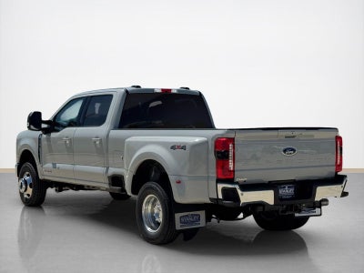 2026 Ford Super Duty F-350 DRW LARIAT