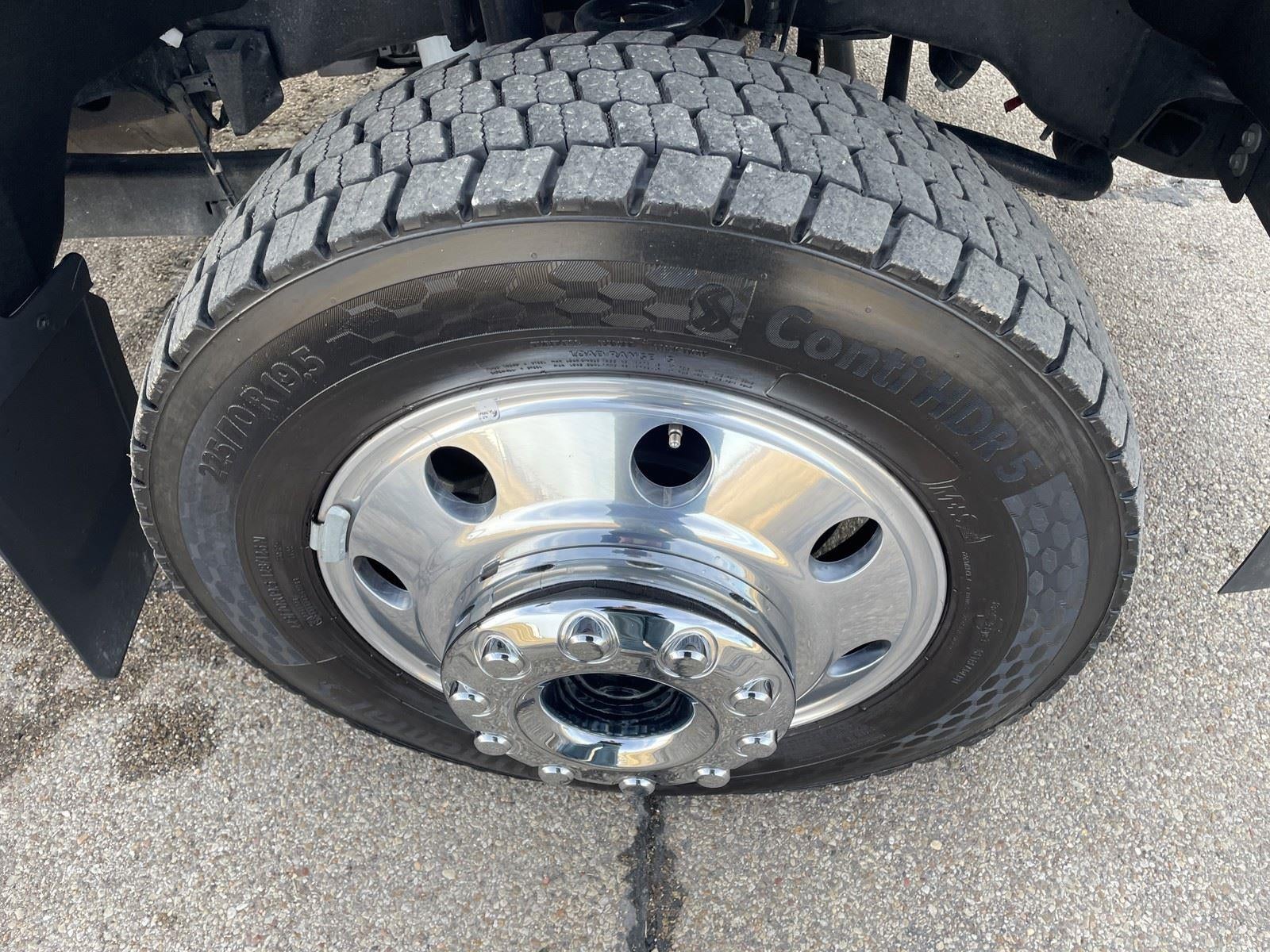 2025 Ford Super Duty F-450 DRW Platinum