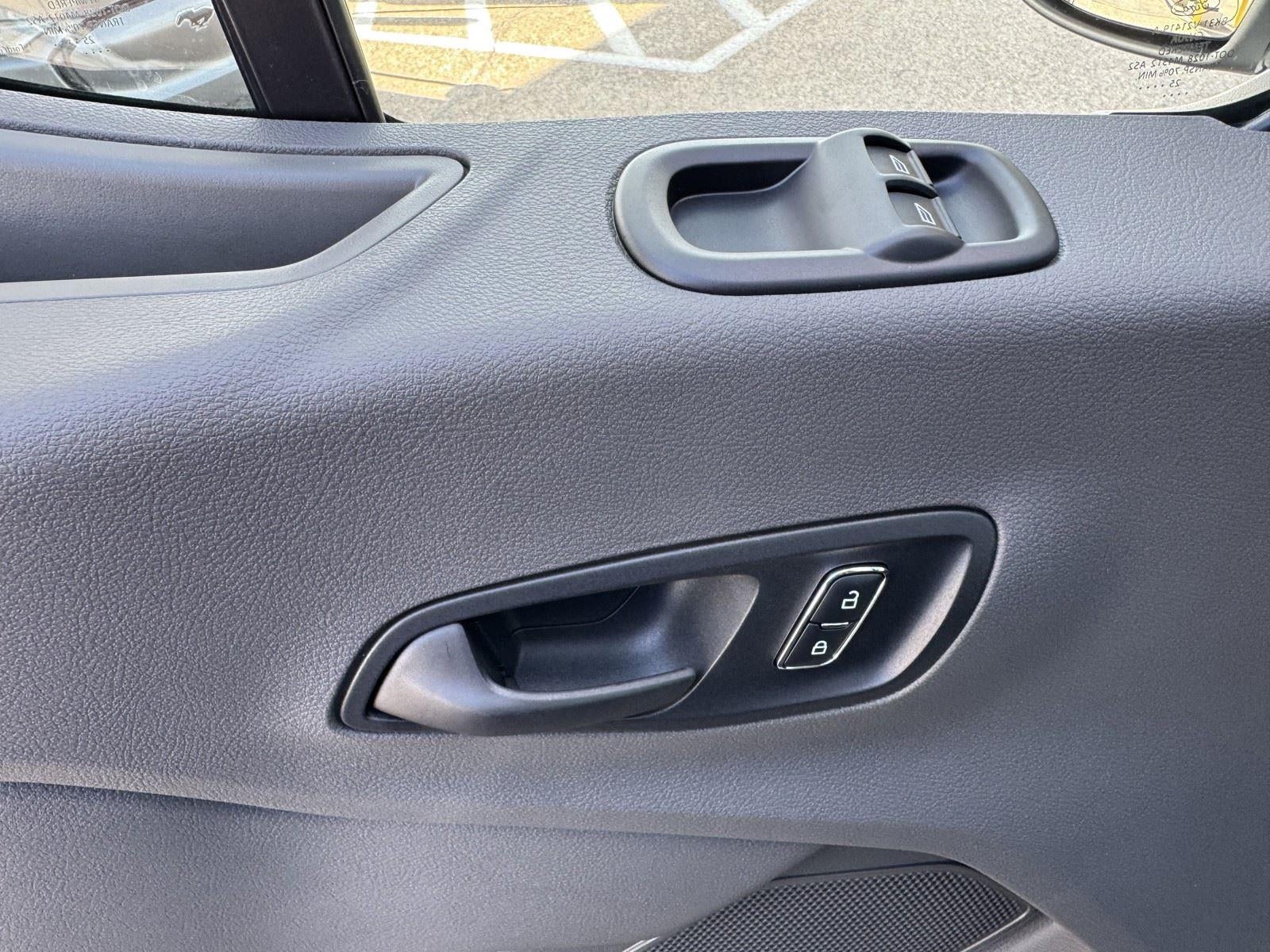 2026 Ford Transit Cargo Van T-250 148 MED RF 9150 GV